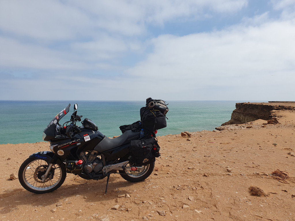 La côte atlantique : Entre plages, falaises et villages pittoresques